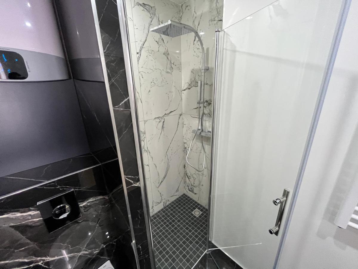 Appartement Luxe Jaune แซงต์-เอเตียน ภายนอก รูปภาพ