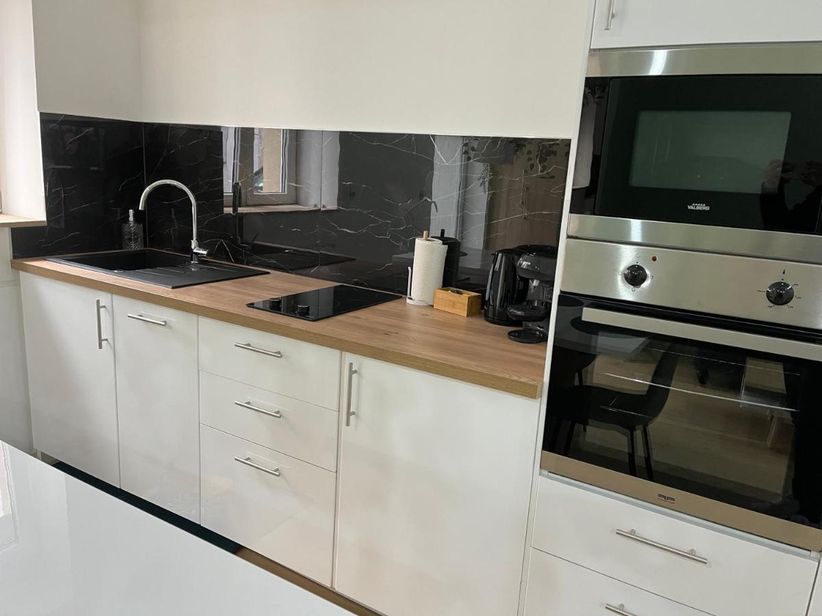 Appartement Luxe Jaune แซงต์-เอเตียน ภายนอก รูปภาพ